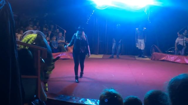 Цирк Премьер.Злата смотреть онлайн
