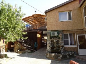 Отдых Джемете жилье с бассейном. Гостиницы и мини-отели в Джемете. «Тихая гавань» ГОСТЕВОЙ ДОМ