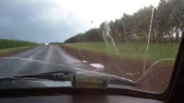 Холодный Ветер летит по трассе смотреть онлайн