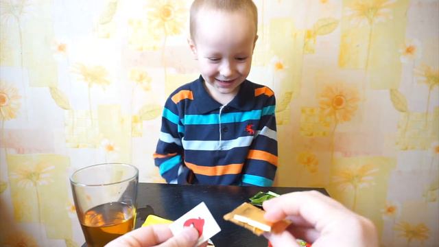 MisterMax friends! Пробуем детскую еду! ANGRY BIRDS шипучка! MatveiHappy смотреть онлайн