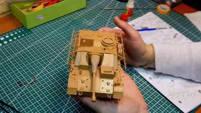 Stug IV. Я не могу делать исторически верные модели. Модель от фирмы Звезда смотреть онлайн