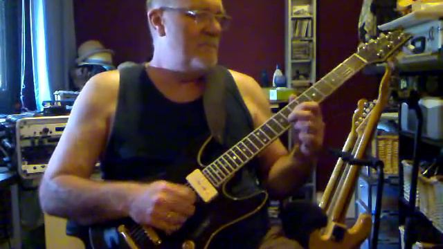 IBANEZ GHOSTRIDER GR220 WELCOME смотреть онлайн