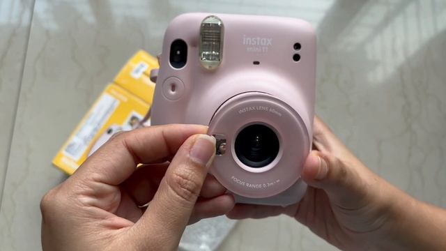 Fujifilm Instax 11 Delight Box смотреть онлайн