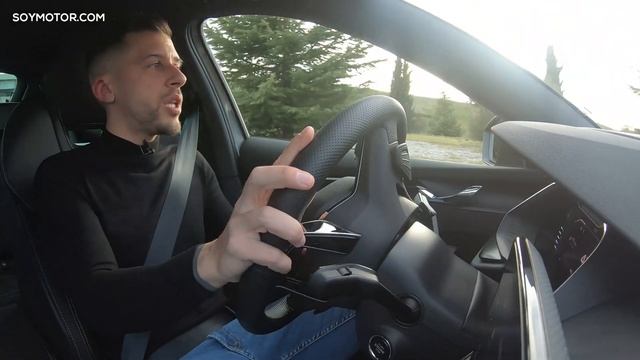 Skoda Octavia RS 2021 - ¿gasolina o híbrido enchufable? | Prueba/review | Coches SoyMotor.com смотреть онлайн
