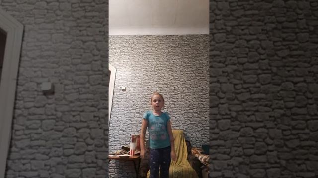 Ксюша танцы смотреть онлайн