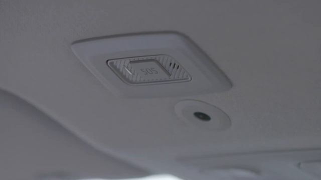 YENİ SANDERO STEPWAY I ACIL DURUM ÇAĞRISININ KULLANILMASI смотреть онлайн