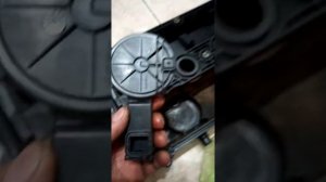 замена клапана вентиляции картера двигателя Шевроле трекер