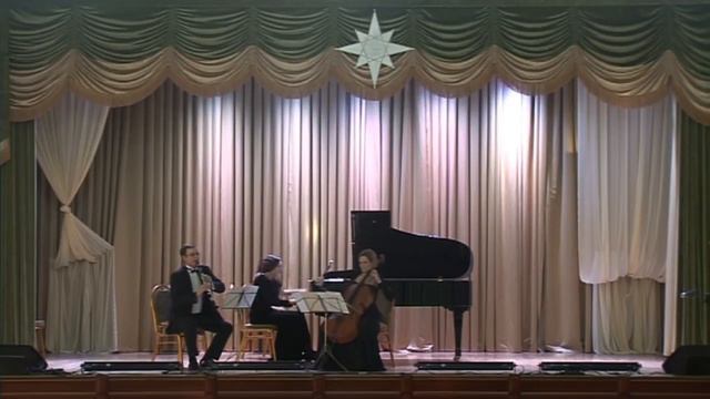 Трио для кларнета, виолончели и фортепиано (фрагменты) смотреть онлайн