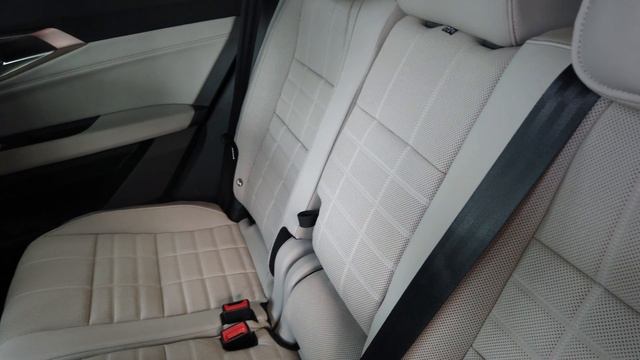 New 2023 Renault ESPACE FULL HYBRID 200 Ps смотреть онлайн