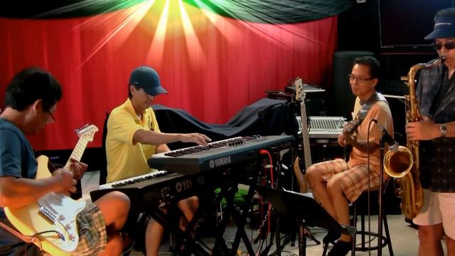 THE NEW PROJECT: Hyde Park (J. K.) смотреть онлайн