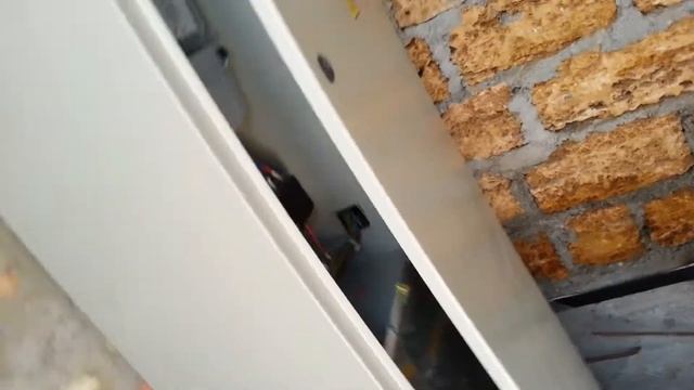 Электрощитовая, один шаг до смерти смотреть онлайн