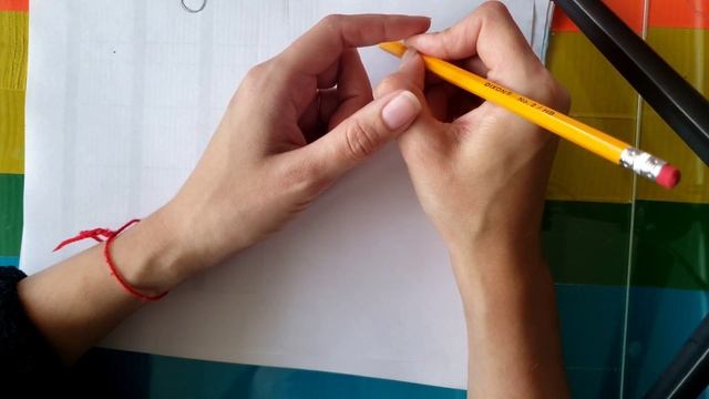 Как научиться рисовать ровные круги и прямые линии? смотреть онлайн