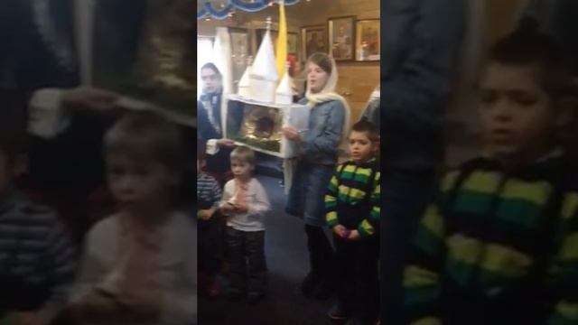 Рождественские колядки в храме Всех скорбящих Радость в Бабьем Яру смотреть онлайн