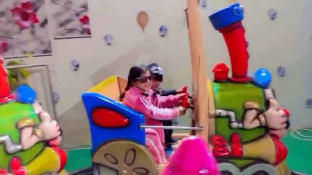 Kal Zoo ka Visit kia or Jholay liay bht Maza aya ??? смотреть онлайн