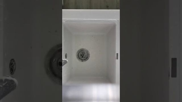 Чем очистить каменную мойку или всемогущий Domestos. смотреть онлайн