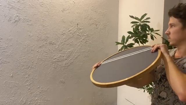 Установка круглого зеркала из дуба на стену смотреть онлайн