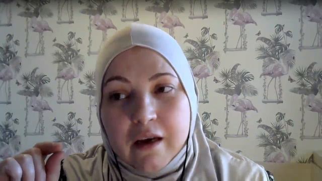 Мы остаемся в том возрасте, где нас недолюбили... смотреть онлайн