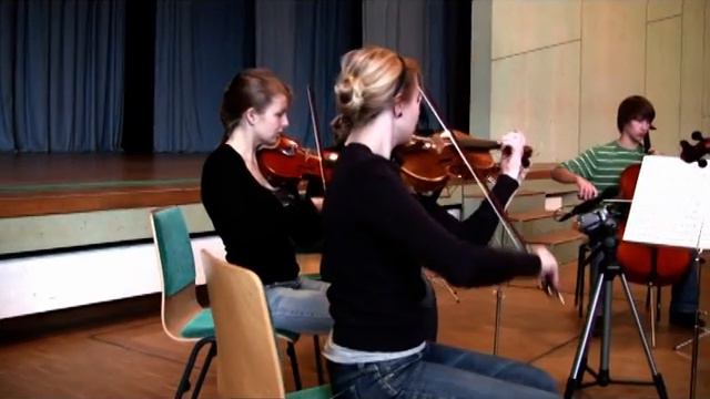 Probenmitschnitt Karin Zhou Jugendkammerorchester Berlin смотреть онлайн