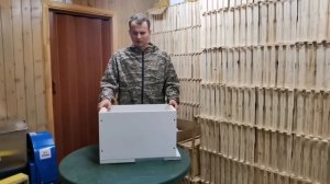 Дешевый и крепкий улей из сэндвич панелей