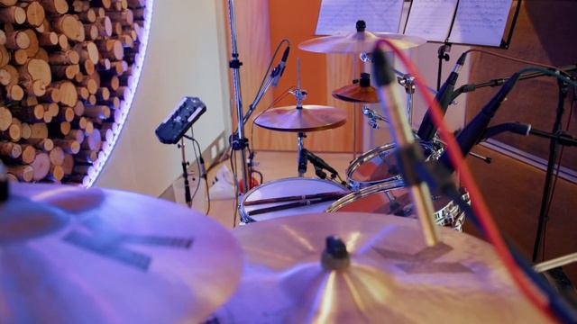 The Fall (Piano version) смотреть онлайн