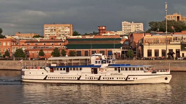Речной транспорт . Москва. смотреть онлайн