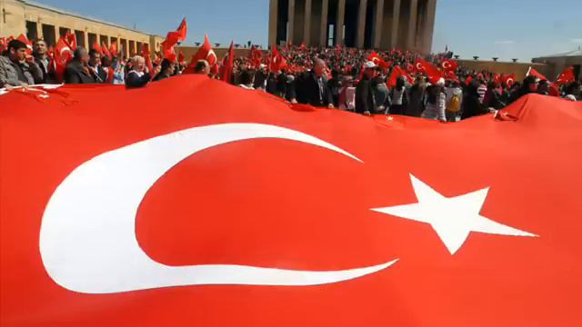 Biz Türküz Biz Hep Böyleyiz смотреть онлайн