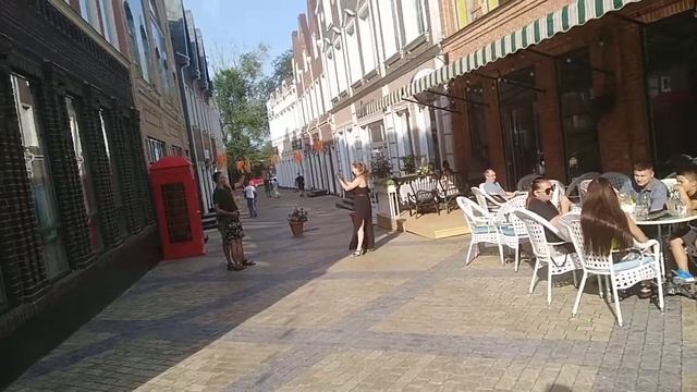 Лето. Где-то в Восточной Европе. смотреть онлайн