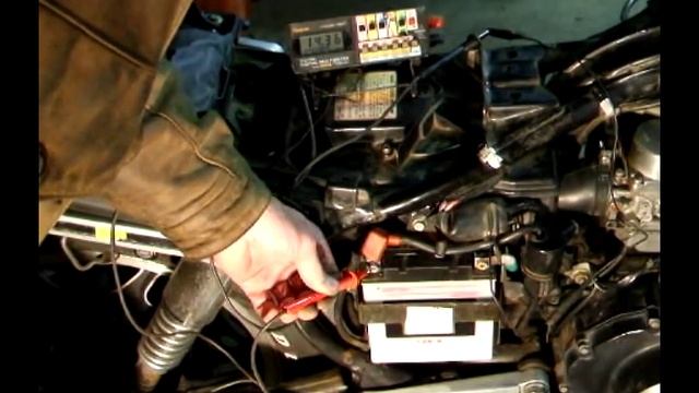 Motorcycle voltage regulator charging and rectifier test смотреть онлайн