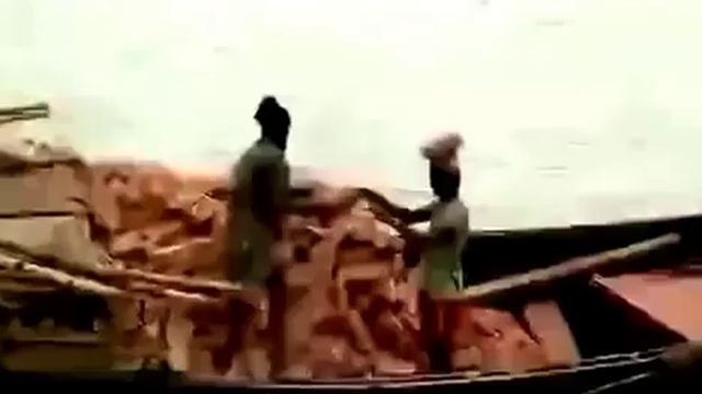 ПОГРУЗКА КИРПИЧЕЙ