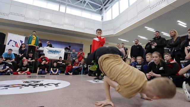 Йог vs Щепин Слава | Kids | Gorky Battle 9 смотреть онлайн