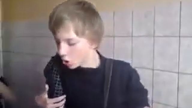 Парень который озвучивает Counter Strike