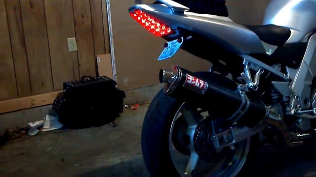 suzuki Sv1000s loud exhaust flames смотреть онлайн