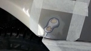 Убираем вздутие краски,ржавь с арки крыла,Remove blistering paint,with the arch of the wing