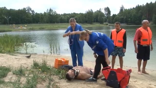 В Заречном на Лесном пруду прошли учения по спасению утопающих смотреть онлайн