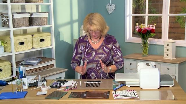 How to Use a Weaving Craft Die | Crafting My Style with Sue Wilson смотреть онлайн
