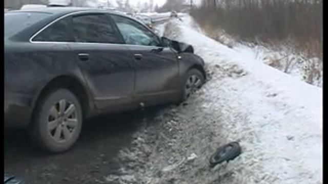 Смертельна "лобовуха" на Полевском тракте смотреть онлайн