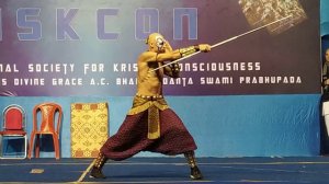 Кумар прабху. Танец с палкой. 2019.12.21. ГИТАМЕЛА ИСККОН МАЯПУР