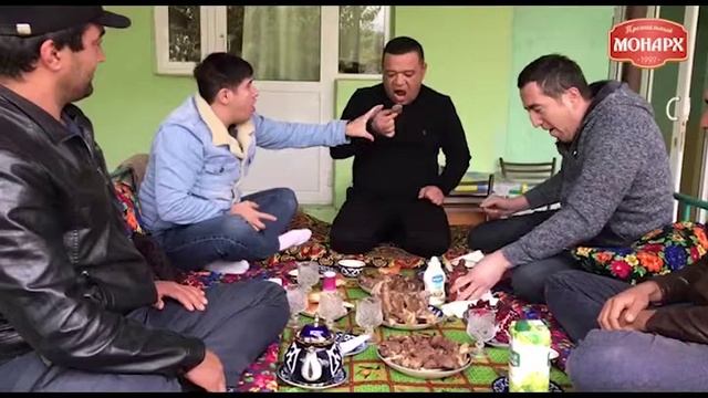 Dizayn Jamoasi. Monarx Bilan Boshqacha Ketadide.