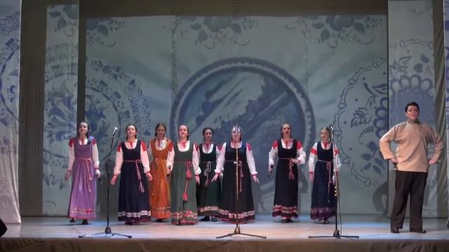 Образцовый ансамбль "Росинка"- "У ворот гусли вдарили" смотреть онлайн