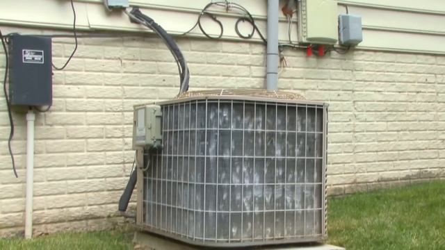 Air Conditioner Maintenance смотреть онлайн