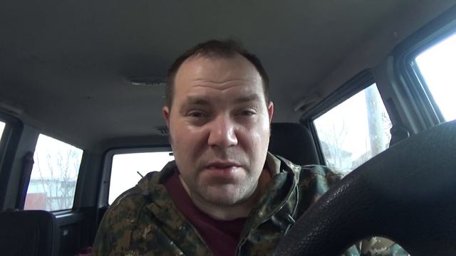 Чёрный низ. Гараж и машина смотреть онлайн