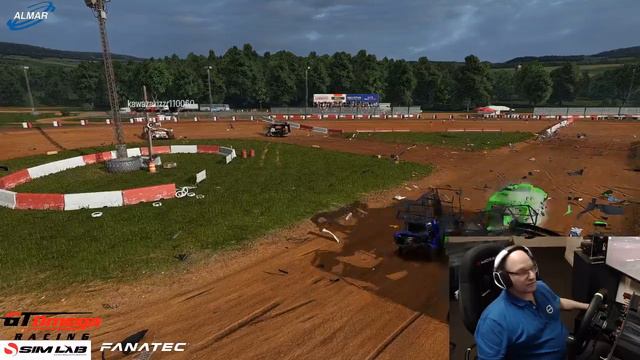 WreckFest Multiplay Smash-up With Dad 13