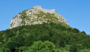 Замок Монсегюр (Château de Montségur) + 3D реконструкция