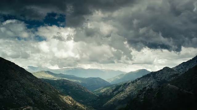 TRAILER UNA CASA EN CORCEGA CASTELLANO H264 MASTER смотреть онлайн