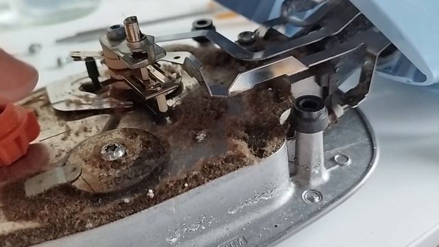 Ripariamo il ferro da stiro che fa saltare la corrente смотреть онлайн