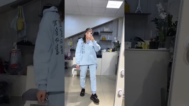 Брендовый трикотажный костюм на флисе смотреть онлайн