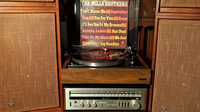 Autumn Leaves. The Mills Brothers. LP Record. Vintage JVC Model 5321 Hi-Fi Speakers. Vintage Hi-Fi смотреть онлайн