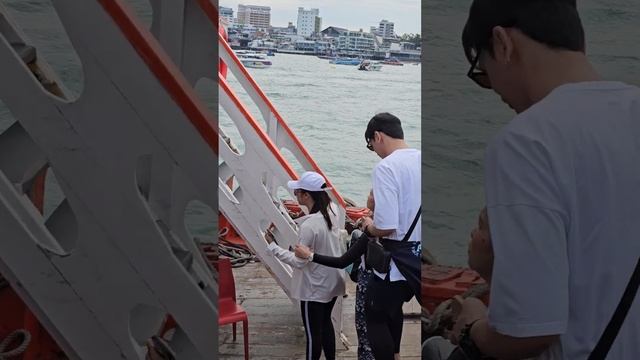 Паром на Колан. Таиланд. Паттайя смотреть онлайн