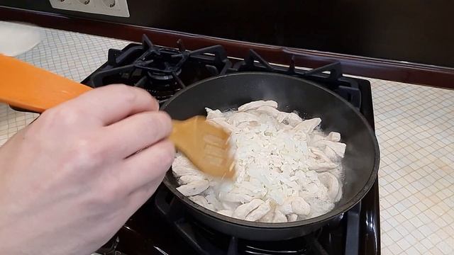 Гуляш из Курицы с Подливкой, Гости будут просить добавки! смотреть онлайн