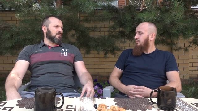Диалог двух мужчин. Можно ли по настоящему любить двух женщин? смотреть онлайн